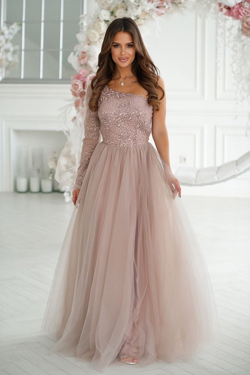 Gara Kleita Kerri-Anne